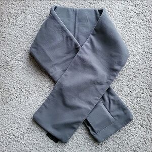 Heating Scarf Gray Fleece Unisex Neck Warmer W/Batteries Winterwear 52"x5.5"